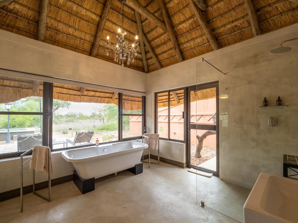Mohlabetsi Safari Lodge Hoedspruit Exterior foto