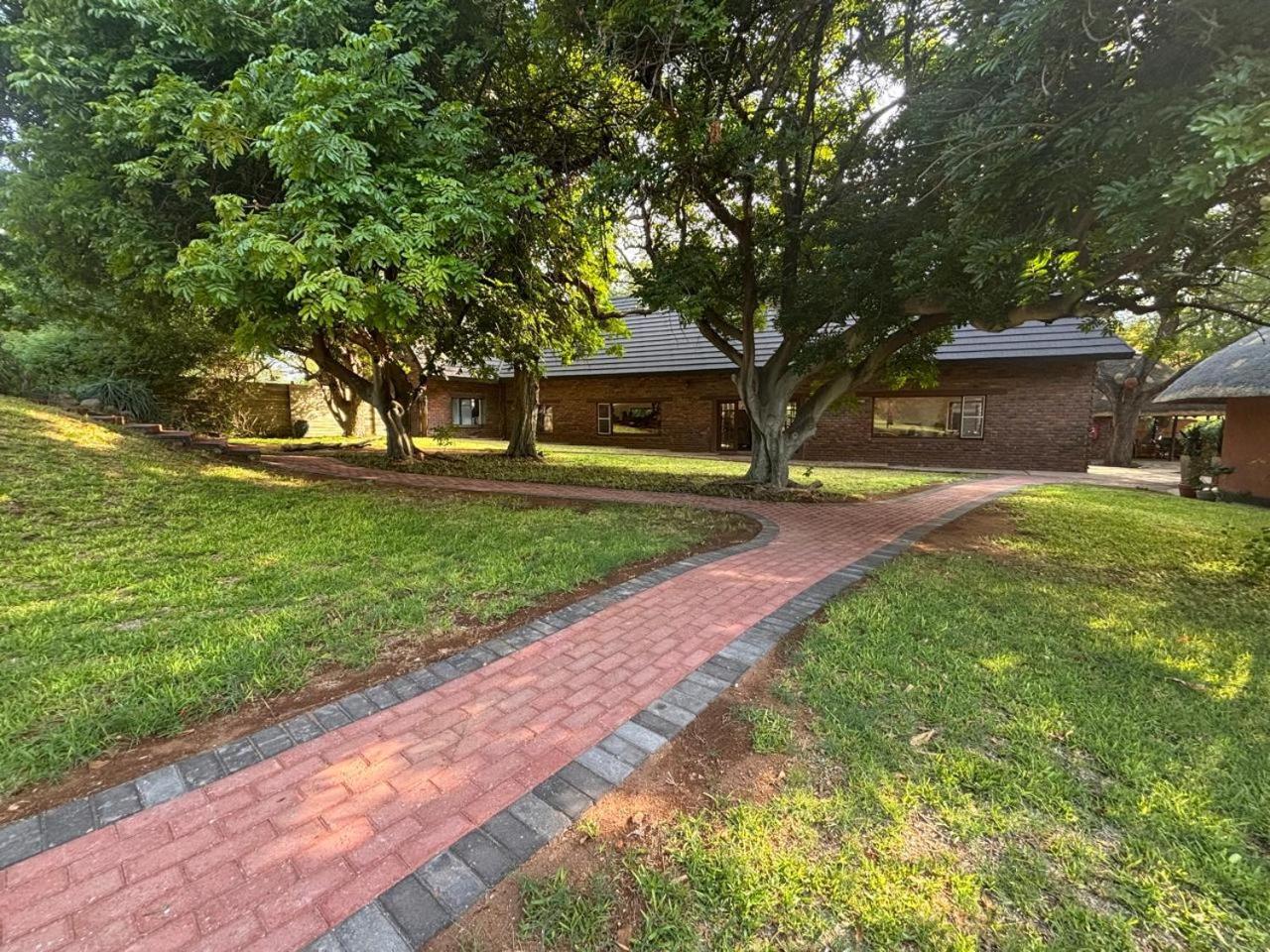 Mohlabetsi Safari Lodge Hoedspruit Exterior foto